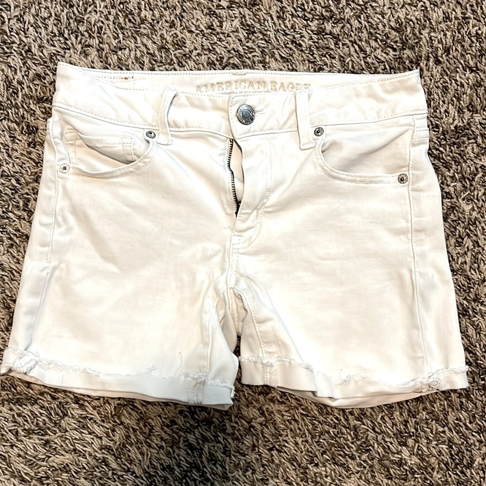 American Eagle white jeans